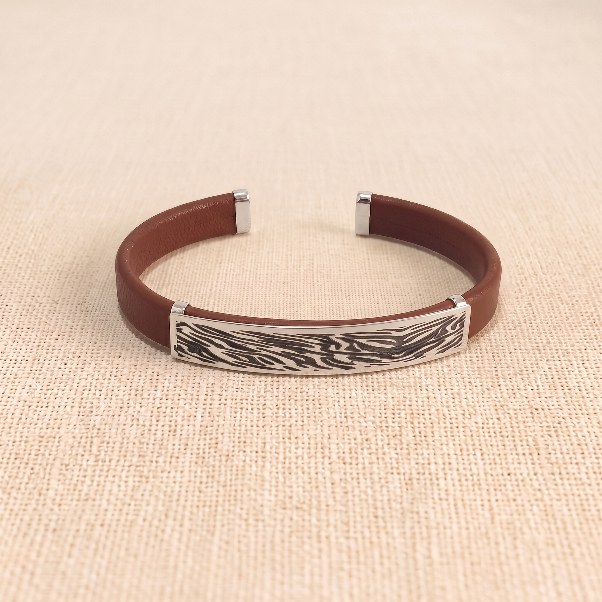 The Vanguard .925 Sterling Silver & Leather Cuff – Espresso Edition